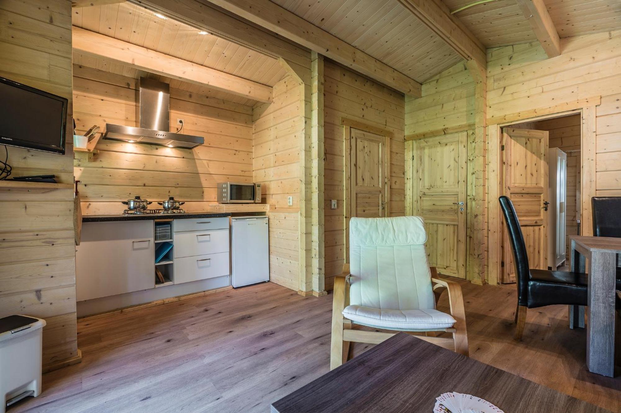 Camping Het Bosbad Emmeloord Szoba fotó